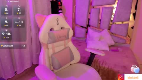 Angie  Independent model online show from September 25, 7:45 am