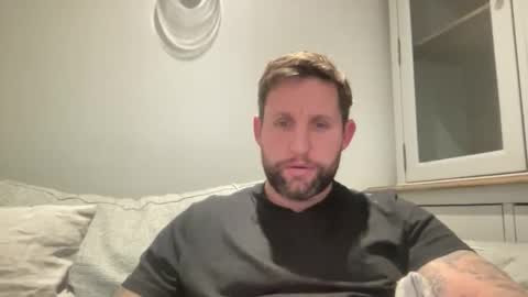 Snapshot of _british_hung_ chatting on September 28, 1:05 pm UK BigThick Cock online show from September 28, 1:05 pm