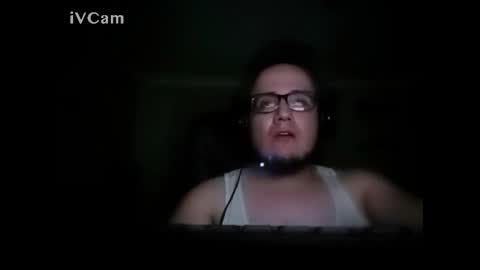 Snapshot of _buckle_ chatting on February 23, 6:07 am _buckle_ online show from February 23, 6:07 am
