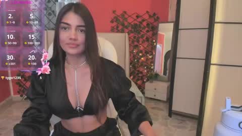 Camila Rose online show from May 21, 7:32 pm