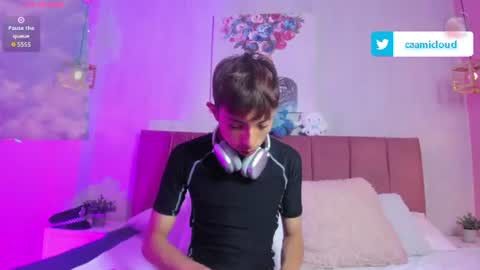 Snapshot of _camilo_ortiz chatting on July 2, 2:23 pm camilo online show from July 2, 2:23 pm