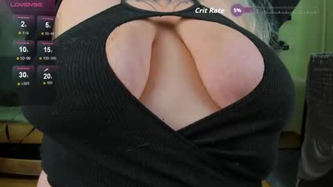 Snapshot of _candym1lky_ chatting on October 15, 6:46 am _candym1lky_ online show from October 15, 6:46 am