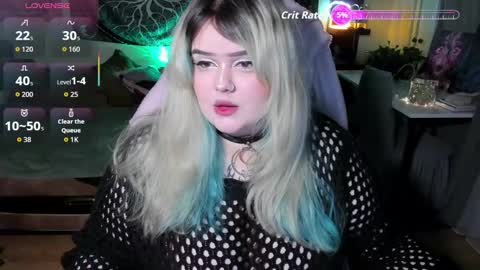 _candym1lky_ online show from January 8, 7:32 am