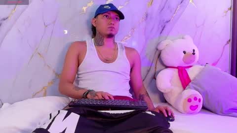 Shatta  Sara online show from May 25, 2:56 pm