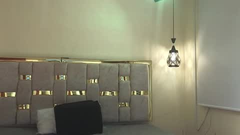 Caroline online show from January 16, 11:03 am