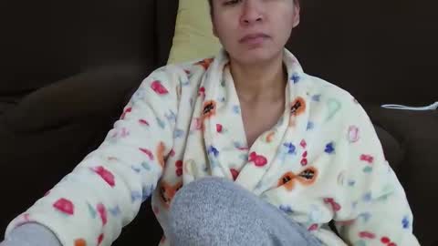 Snapshot of _cattleya1 chatting on November 12, 9:32 am cat online show from November 12, 9:32 am