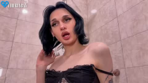 CHER - Independent model online show from April 5, 3:20 pm