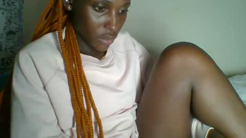 Snapshot of _clara01 chatting on January 21, 5:16 am clara online show from January 21, 5:16 am