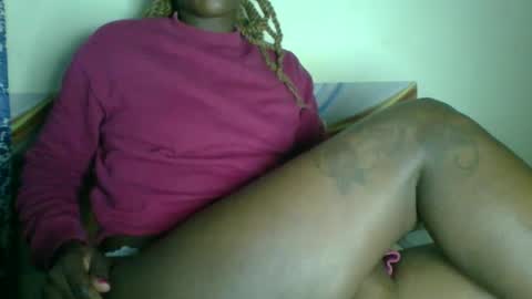 clara online show from December 16, 6:57 pm