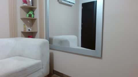 _cloe___21 online show from June 17, 12:18 pm