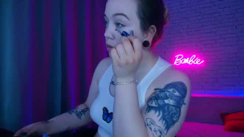 Snapshot of _crazybee_ chatting on May 31, 3:26 am Nica online show from May 31, 3:26 am