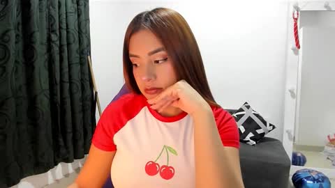 Snapshot of _cute_isabella chatting on February 17, 3:25 am Isabella Independent model online show from February 17, 3:25 am