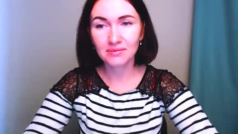 _cutie_and_shy_ online show from November 18, 7:24 am