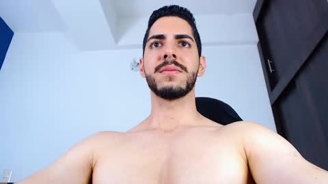 Snapshot of _davidwolf chatting on January 19, 12:17 am David online show from January 19, 12:17 am