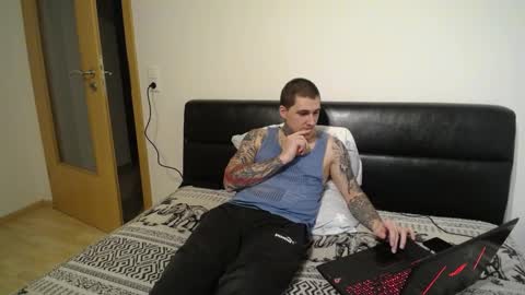 Snapshot of _devil_in_me_ chatting on January 7, 4:16 pm _devil_in_me_ online show from January 7, 4:16 pm