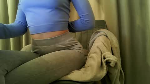 Snapshot of _domnatermsi chatting on January 20, 6:32 pm _domnatermsi online show from January 20, 6:32 pm