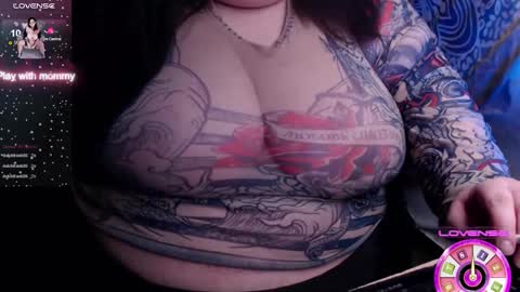 Snapshot of _ellybelly_ chatting on October 9, 5:49 am LIsa online show from October 9, 5:49 am