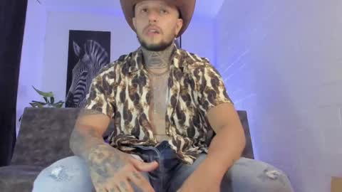 Emilio online show from February 17, 10:47 pm