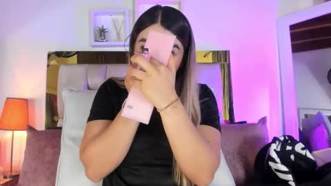 Isabella online show from October 20, 12:05 pm