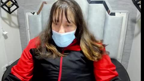 Emily  online show from October 24, 11:17 am