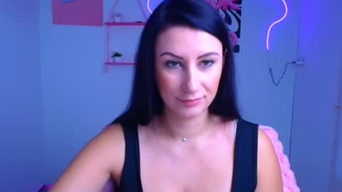 Emma online show from October 20, 11:54 am