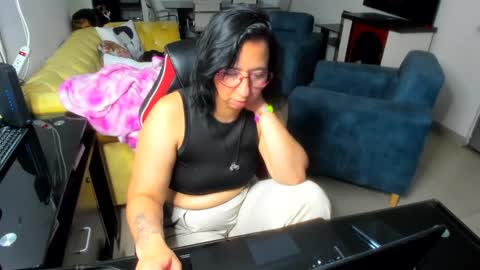 Emma online show from January 29, 12:54 am