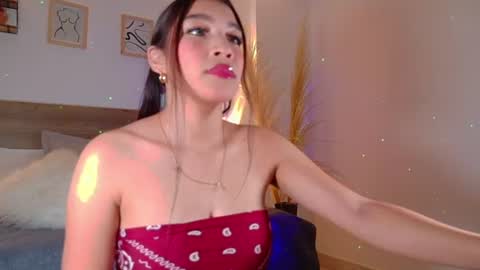 Snapshot of _emmacherry chatting on June 20, 12:19 pm _emmacherry online show from June 20, 12:19 pm
