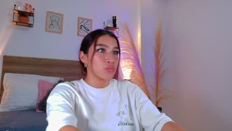 Snapshot of _emmacherry chatting on June 30, 4:19 pm _emmacherry online show from June 30, 4:19 pm