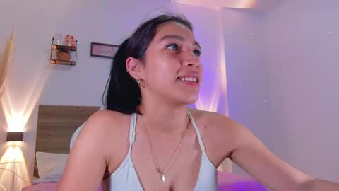 Snapshot of _emmacherry chatting on August 3, 11:48 am _emmacherry online show from August 3, 11:48 am