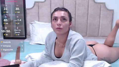  Erica Vanderhill  online show from February 17, 9:19 pm