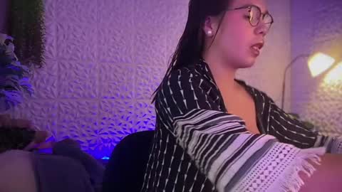 HI LOVE IM ESABEL online show from July 13, 11:57 am