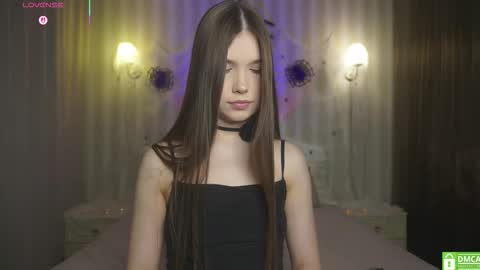 Snapshot of _eva_lee chatting on November 7, 9:04 pm Alice online show from November 7, 9:04 pm