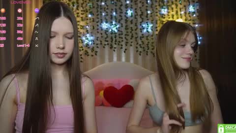 Alice online show from April 29, 7:53 pm