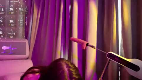 Eva Lane online show from October 7, 7:16 am