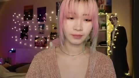 EveEva online show from March 13, 3:46 am