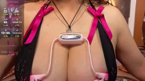  evoni  online show from November 7, 9:04 pm