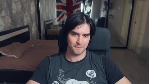 Snapshot of _fatrabbit chatting on October 11, 9:52 am Keanu online show from October 11, 9:52 am