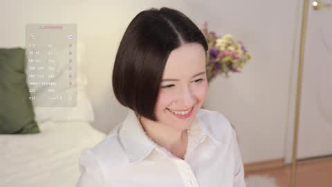 Essie  online show from December 21, 11:24 pm