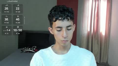 Snapshot of _fiore_ chatting on February 15, 8:27 pm jair eduardo online show from February 15, 8:27 pm