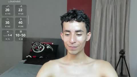 Snapshot of _fiore_ chatting on February 17, 1:02 am jair eduardo online show from February 17, 1:02 am