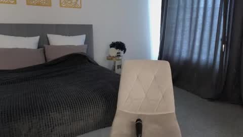 Iren online show from April 15, 1:29 pm