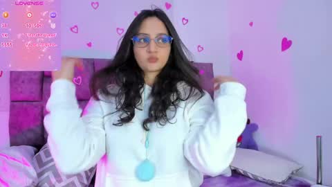 Snapshot of _gabbyx_ chatting on April 20, 7:37 pm Gabby online show from April 20, 7:37 pm