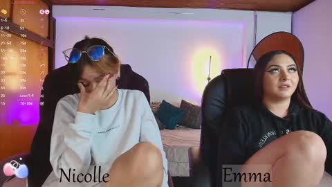 Snapshot of _gaby1 chatting on March 5, 1:21 am Juliana Gaby Kloe online show from March 5, 1:21 am