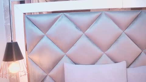 _giggy online show from March 30, 11:33 am