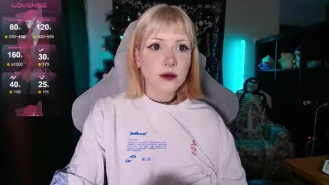 Tori online show from December 21, 8:43 am