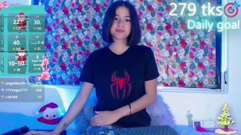 Gwen online show from December 28, 9:09 am