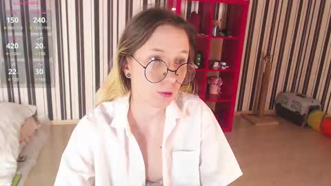 Snapshot of _hanna_moon_ chatting on March 1, 7:30 am Hannaolotl online show from March 1, 7:30 am