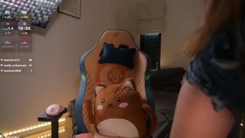 Haru    online show from February 28, 3:40 am