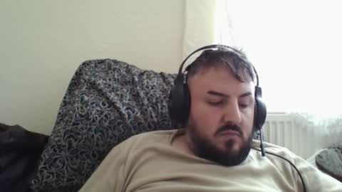  hasanhz.  online show from September 21, 7:10 am