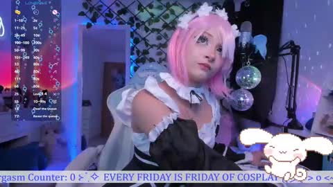 Snapshot of _heavenly_blue_ chatting on October 4, 2:42 am Bluey online show from October 4, 2:42 am